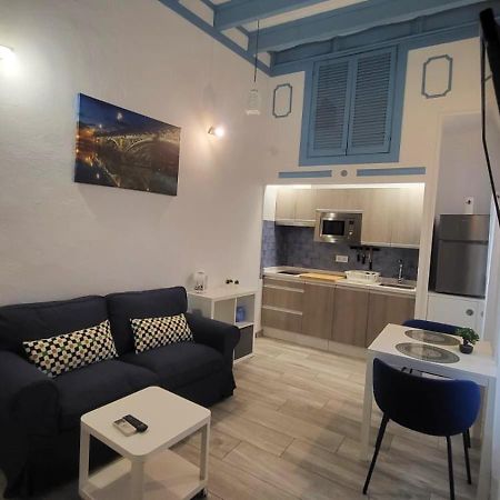 Apartamento Cuarta Puerta Centro Historico Sevilla Buitenkant foto